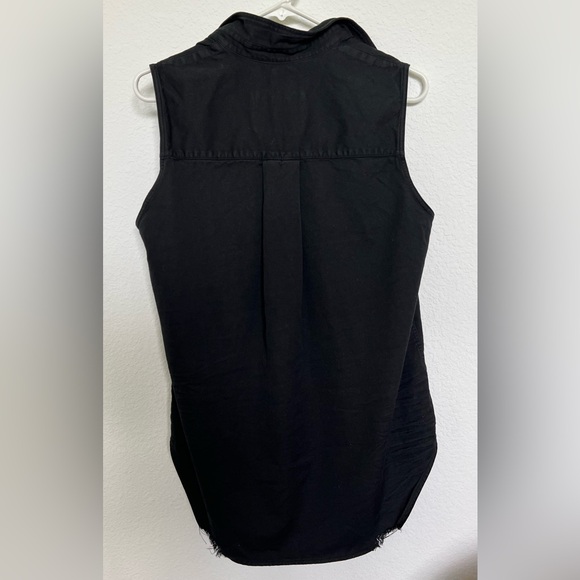 Frank and Eileen Fiona Black Sleeveless Button-Up Top - Picture 2 of 2